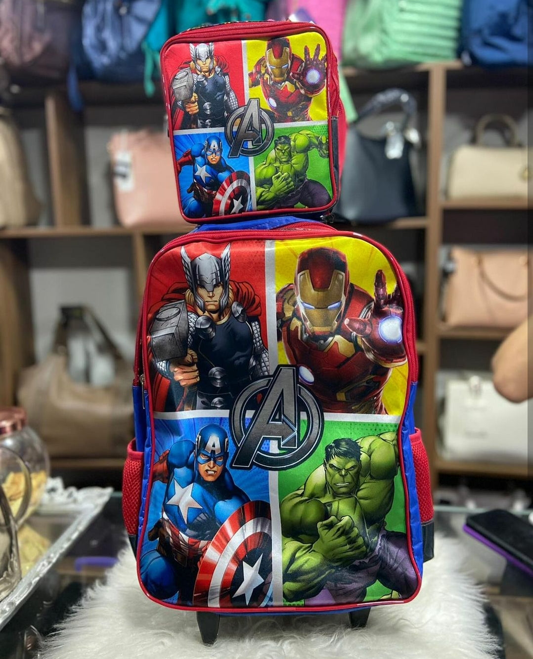 Kit Carrinho 2 Peças Avengers